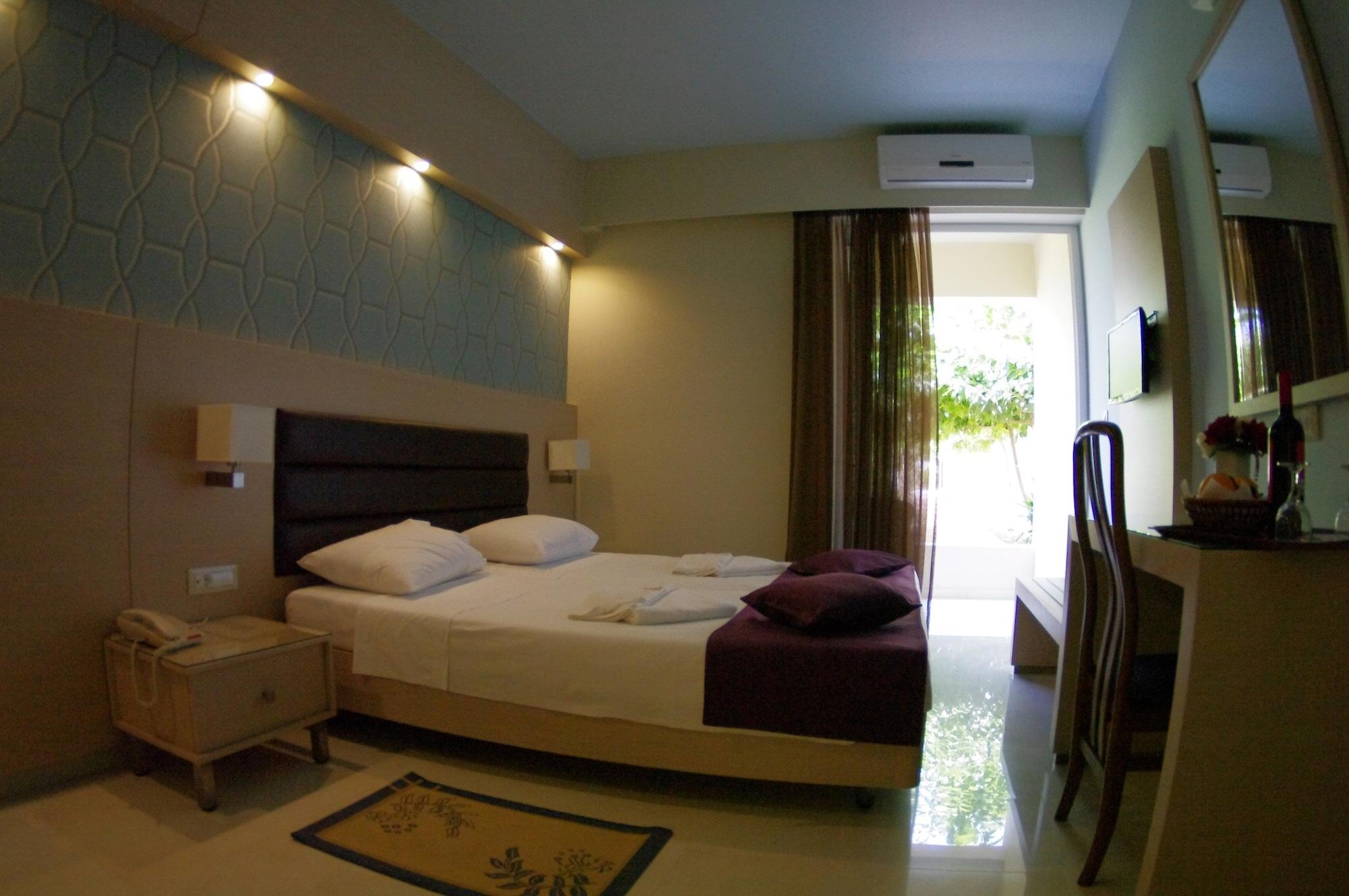 Eleftheria 3* Agia Marina