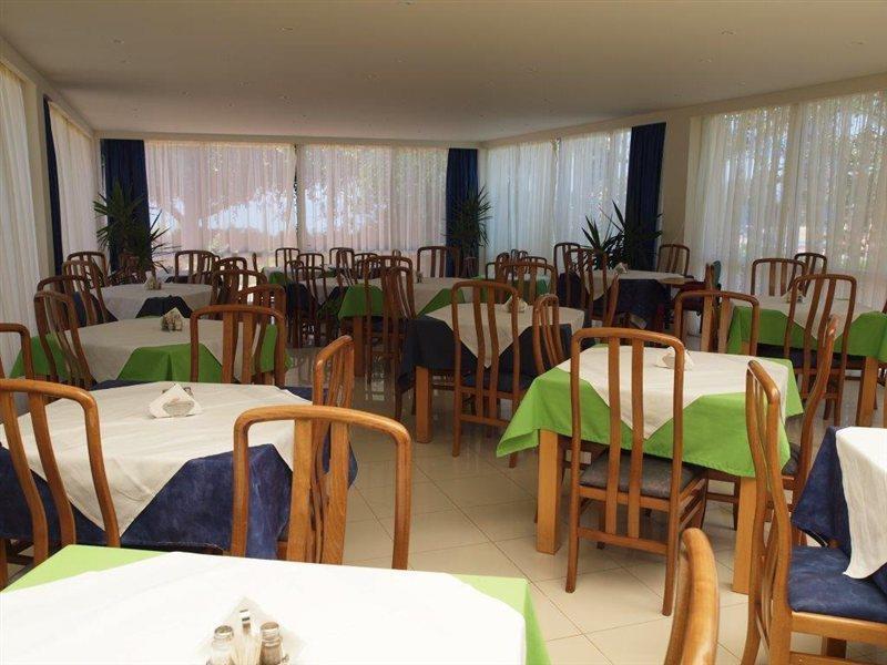 Eleftheria 3* Agia Marina