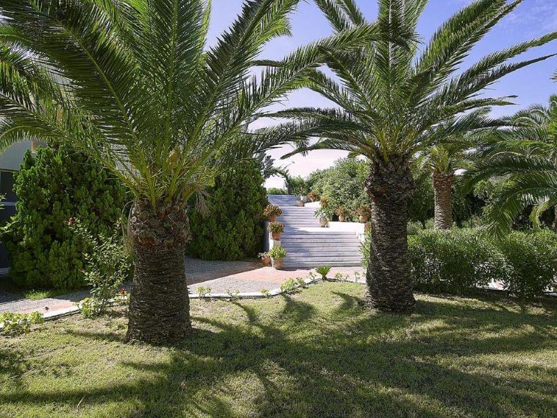Hotel Eleftheria Agia Marina