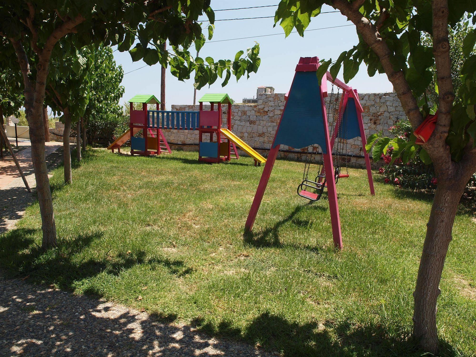 Eleftheria Hotel 3*
